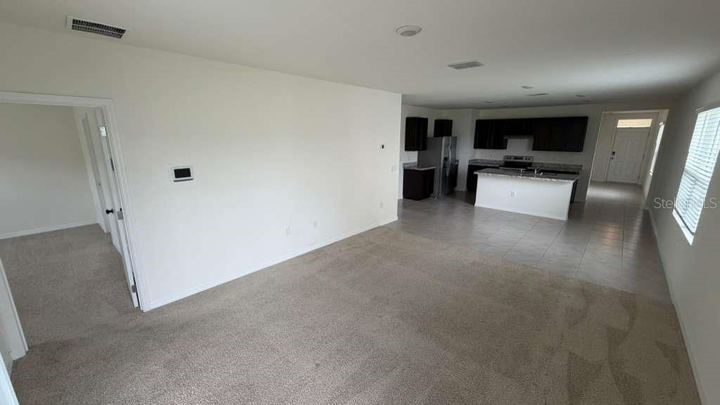 For Rent: $2,200 (3 beds, 2 baths, 1625 Square Feet)