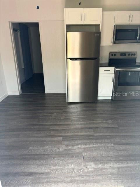 For Rent: $1,295 (1 beds, 1 baths, 385 Square Feet)