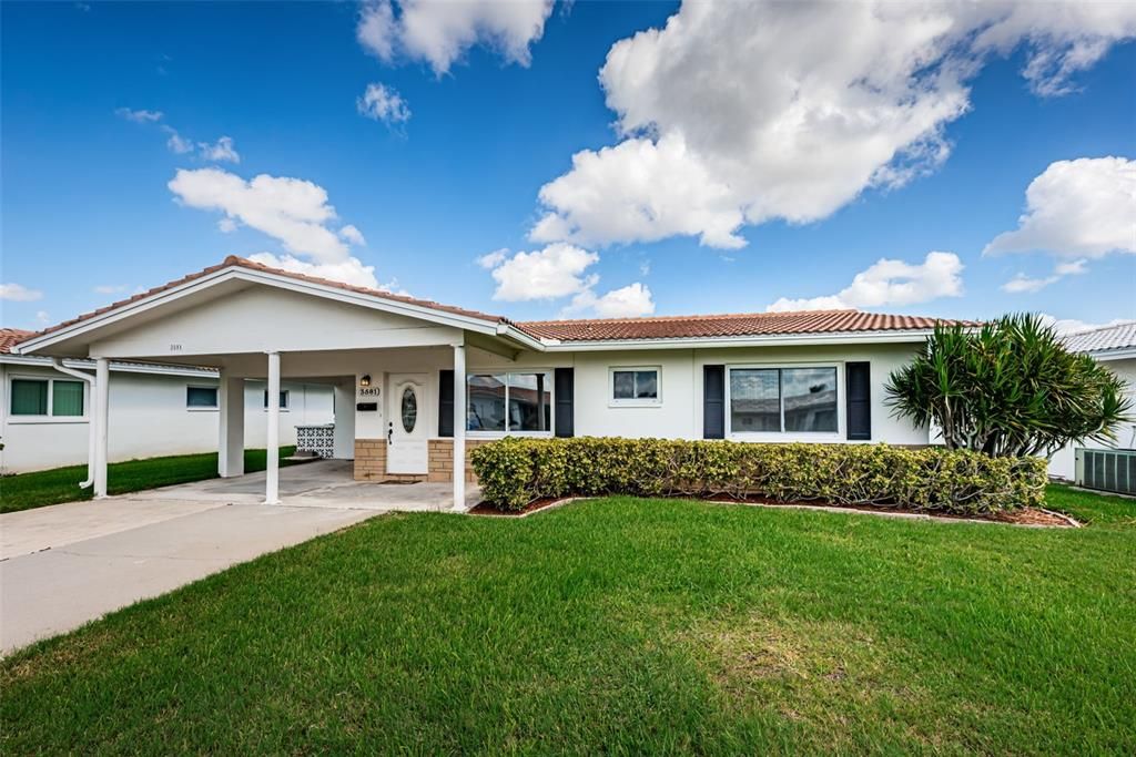 En Venta: $248,900 (2 camas, 2 baños, 1328 Pies cuadrados)