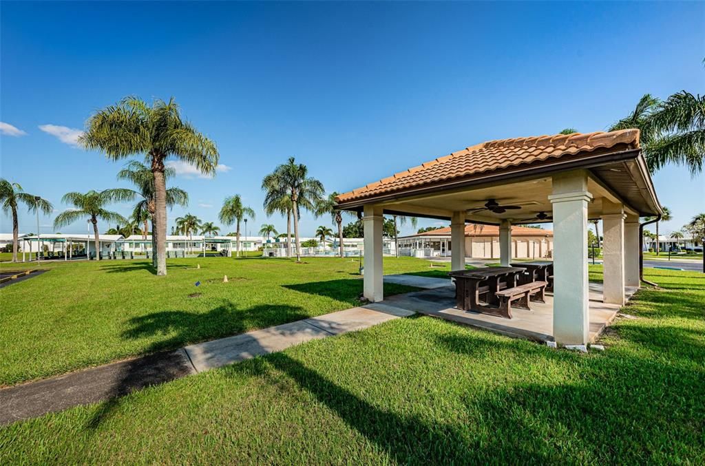 En Venta: $248,900 (2 camas, 2 baños, 1328 Pies cuadrados)