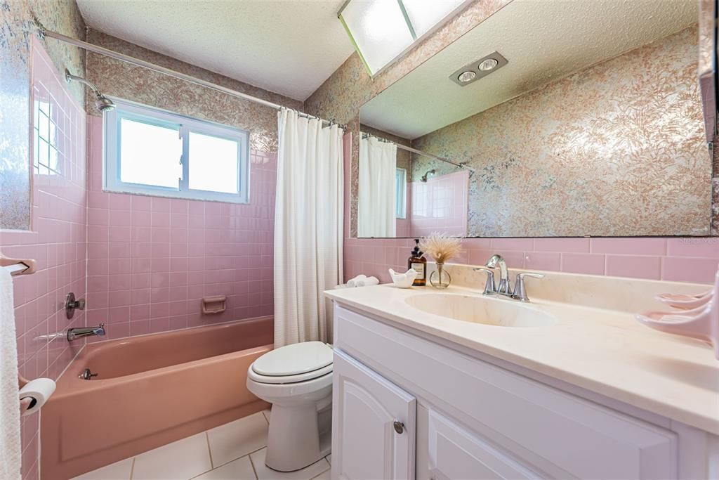 En Venta: $248,900 (2 camas, 2 baños, 1328 Pies cuadrados)