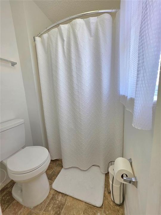 For Sale: $335,000 (4 beds, 2 baths, 2222 Square Feet)