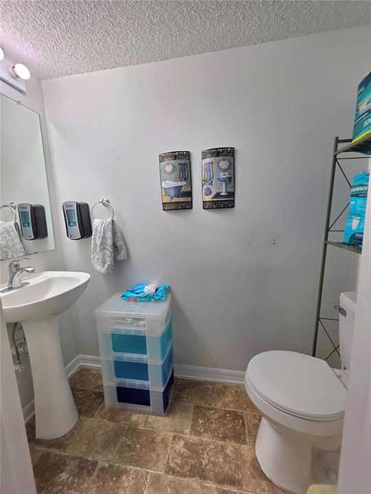 For Sale: $335,000 (4 beds, 2 baths, 2222 Square Feet)
