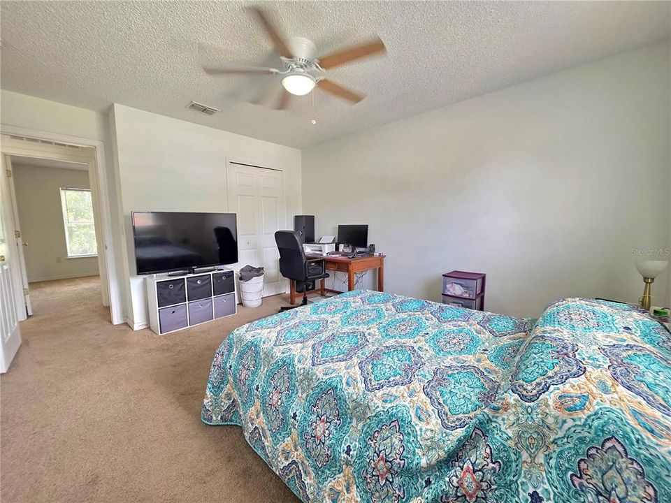 For Sale: $335,000 (4 beds, 2 baths, 2222 Square Feet)