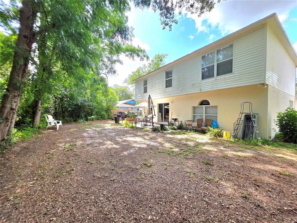 For Sale: $335,000 (4 beds, 2 baths, 2222 Square Feet)