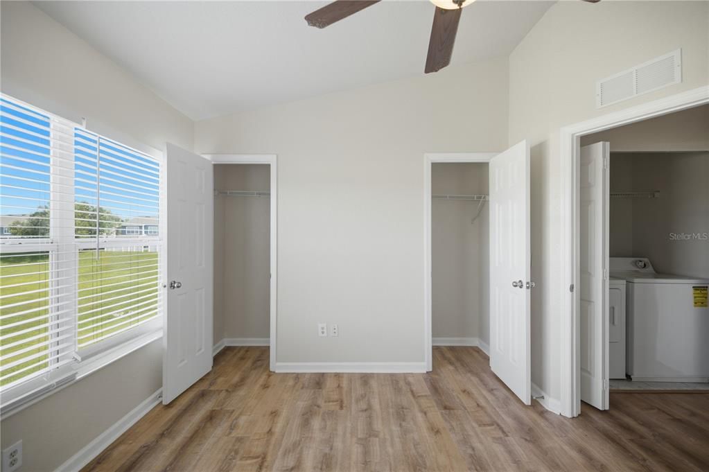 For Sale: $165,000 (2 beds, 2 baths, 1134 Square Feet)