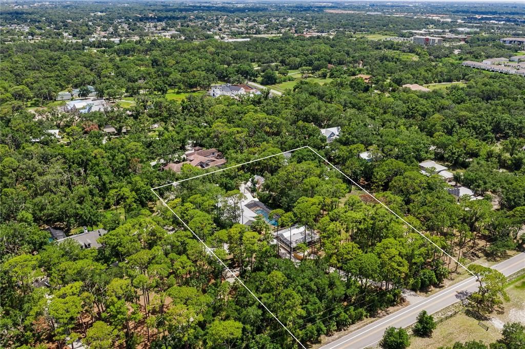 For Sale: $2,790,000 (5 beds, 5 baths, 4828 Square Feet)