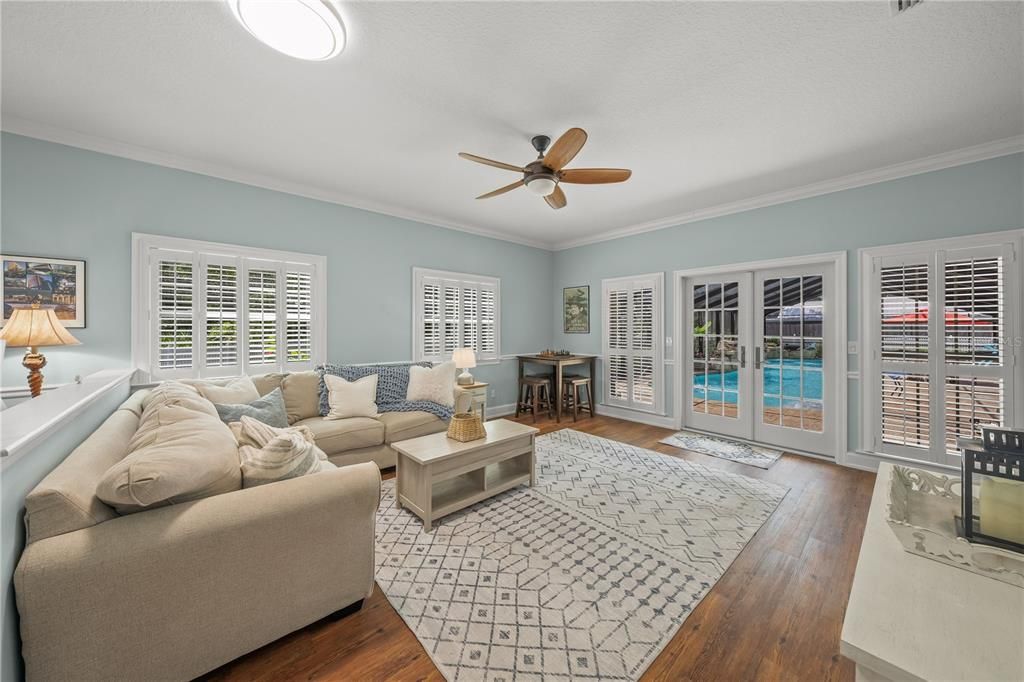 For Sale: $2,790,000 (5 beds, 5 baths, 4828 Square Feet)
