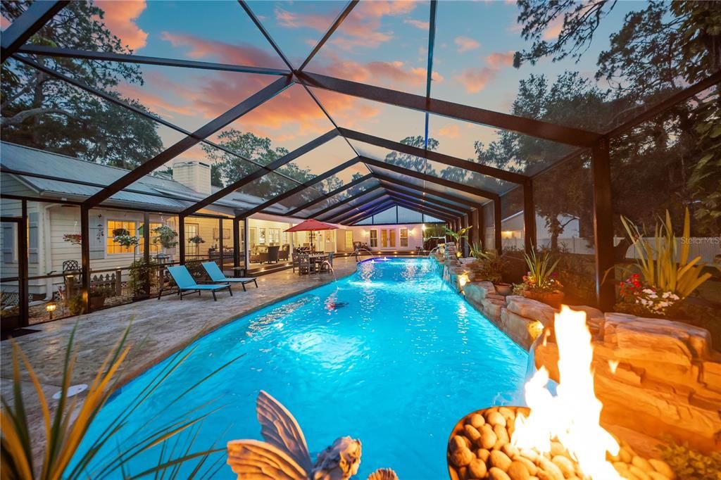 For Sale: $2,790,000 (5 beds, 5 baths, 4828 Square Feet)