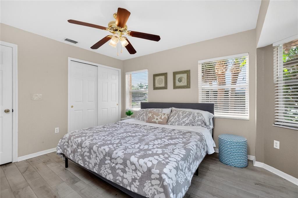 For Rent: $4,300 (3 beds, 2 baths, 1867 Square Feet)