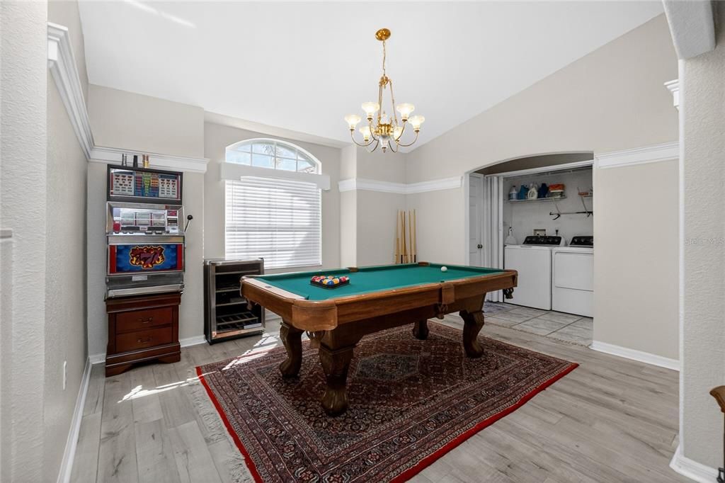 For Rent: $4,300 (3 beds, 2 baths, 1867 Square Feet)