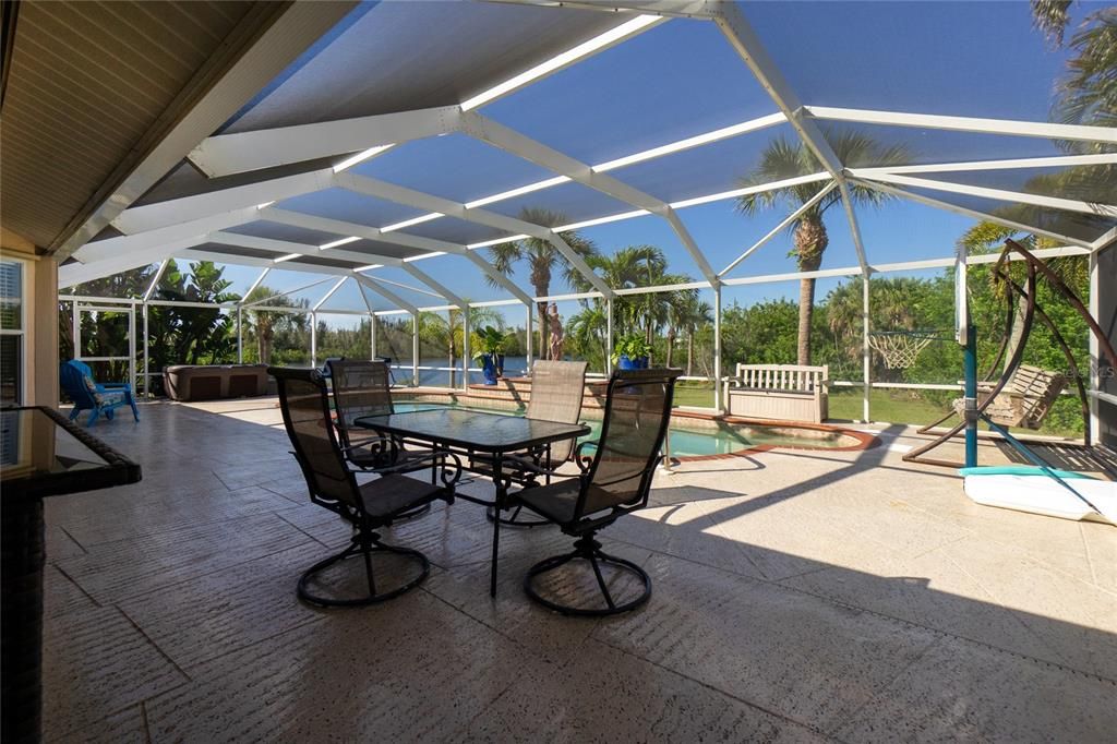 For Rent: $4,300 (3 beds, 2 baths, 1867 Square Feet)