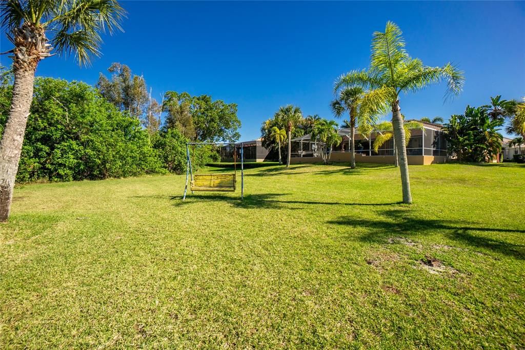 For Rent: $4,300 (3 beds, 2 baths, 1867 Square Feet)