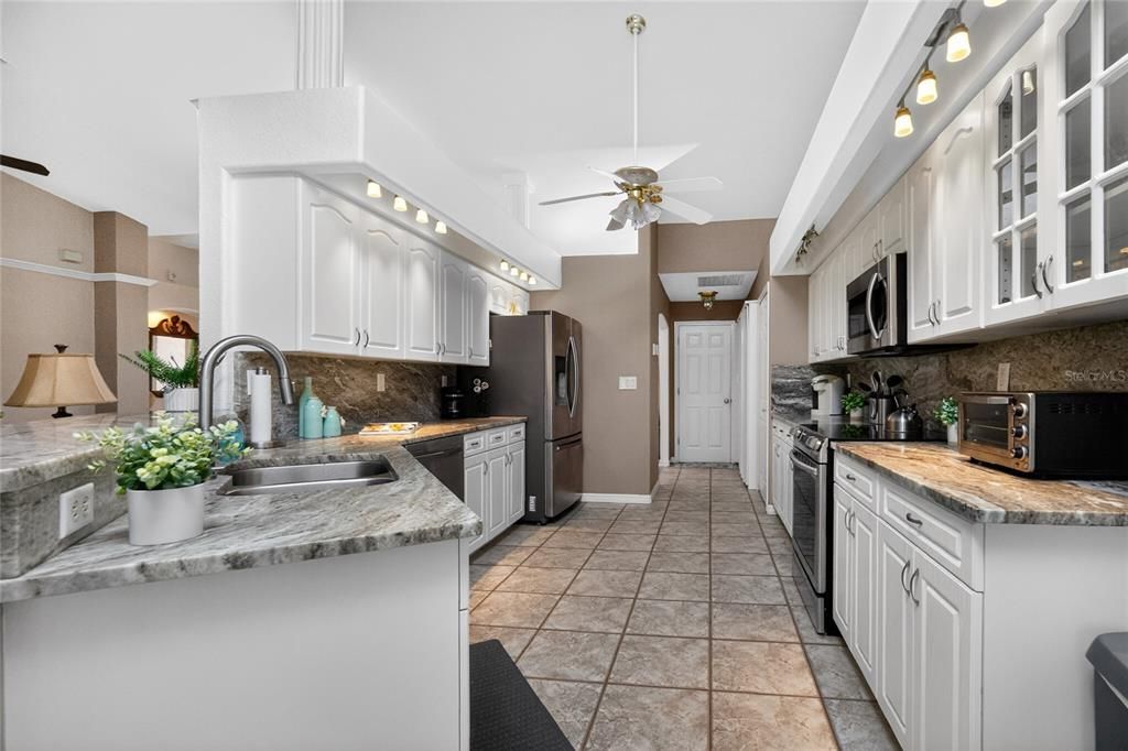 For Rent: $4,300 (3 beds, 2 baths, 1867 Square Feet)