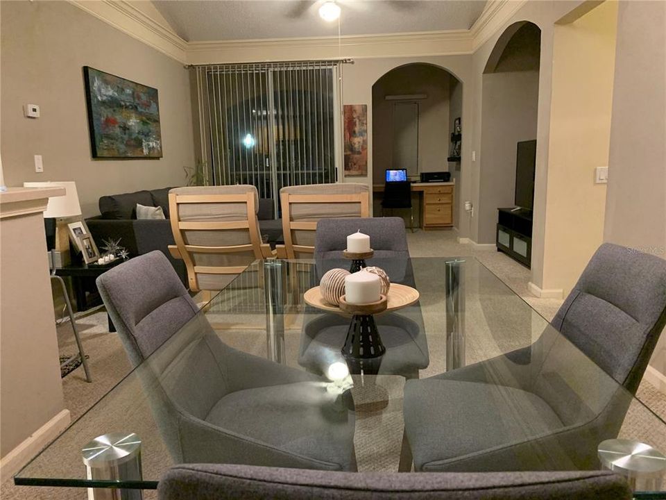 For Rent: $1,945 (2 beds, 2 baths, 1174 Square Feet)