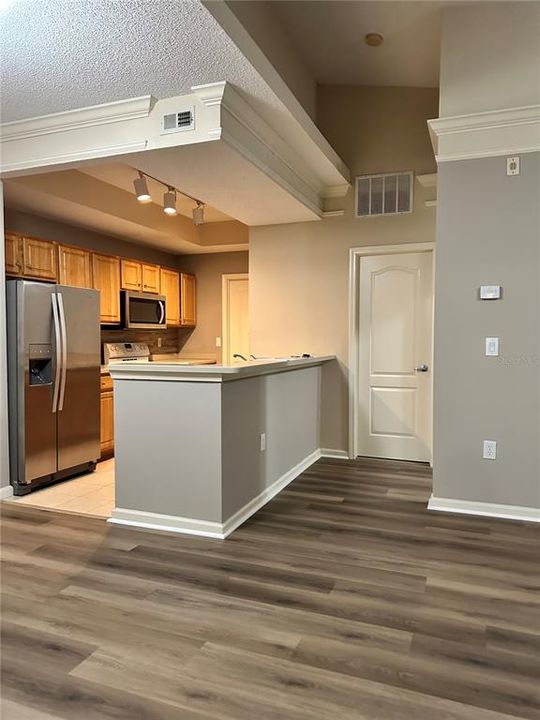 For Rent: $1,945 (2 beds, 2 baths, 1174 Square Feet)