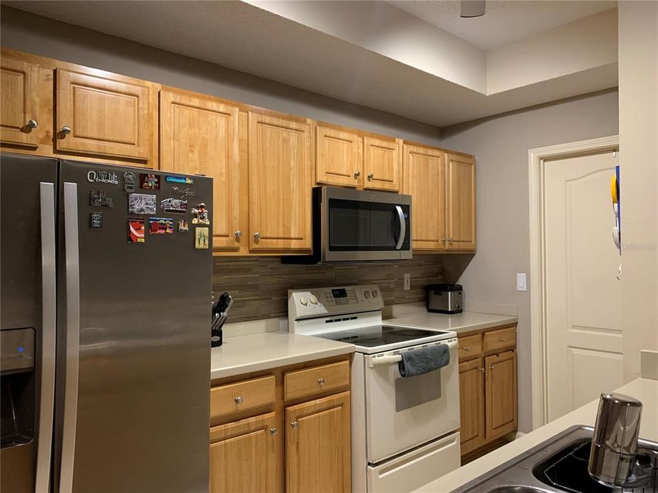 For Rent: $1,945 (2 beds, 2 baths, 1174 Square Feet)