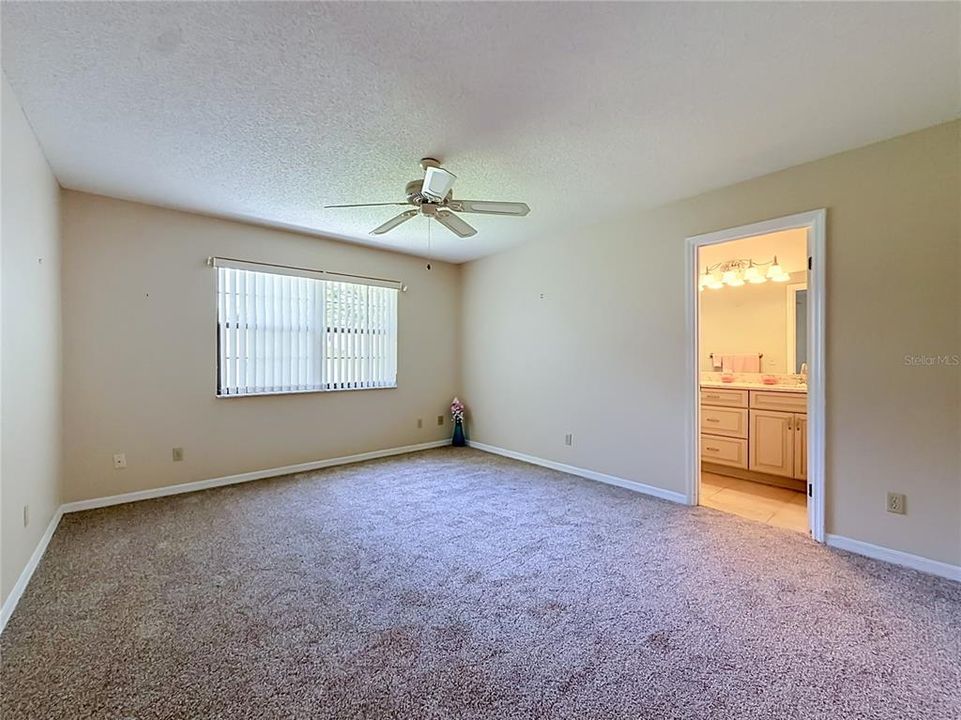 For Sale: $304,900 (3 beds, 2 baths, 2180 Square Feet)