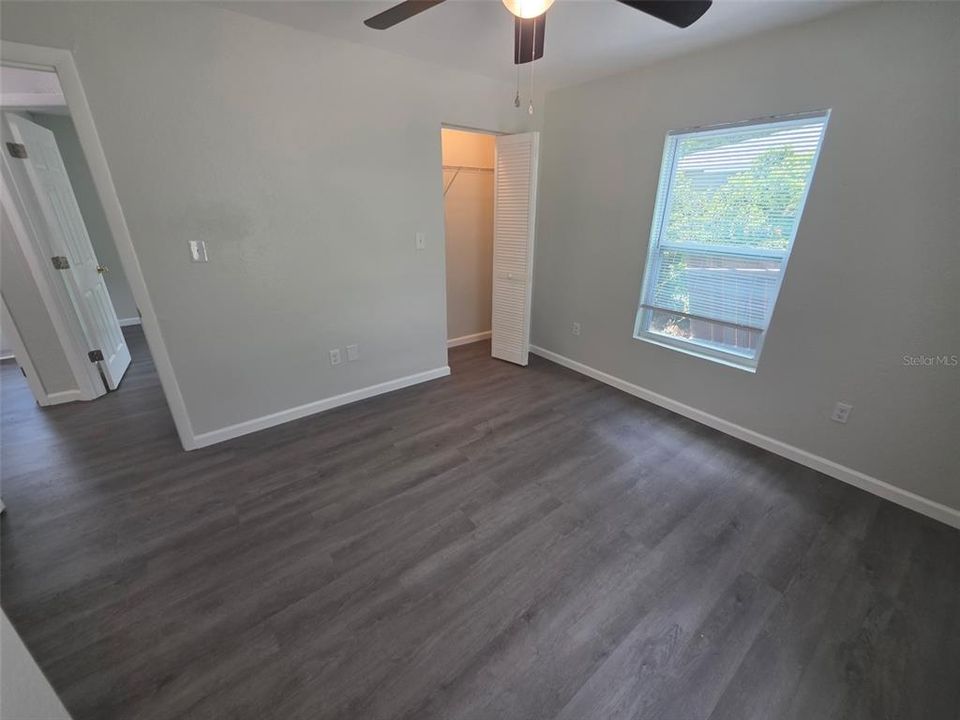 For Sale: $145,000 (2 beds, 1 baths, 672 Square Feet)