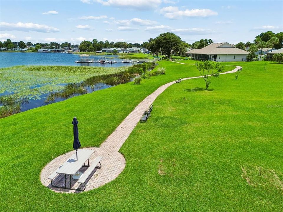 For Sale: $269,900 (2 beds, 2 baths, 1775 Square Feet)