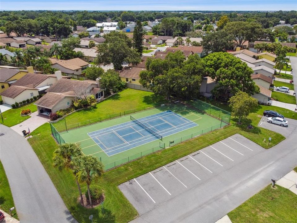 For Sale: $269,900 (2 beds, 2 baths, 1775 Square Feet)