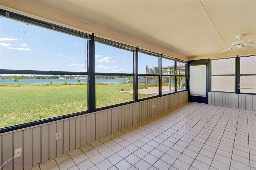 For Sale: $269,900 (2 beds, 2 baths, 1775 Square Feet)