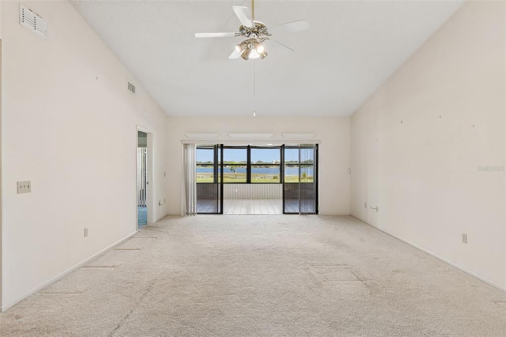 For Sale: $269,900 (2 beds, 2 baths, 1775 Square Feet)