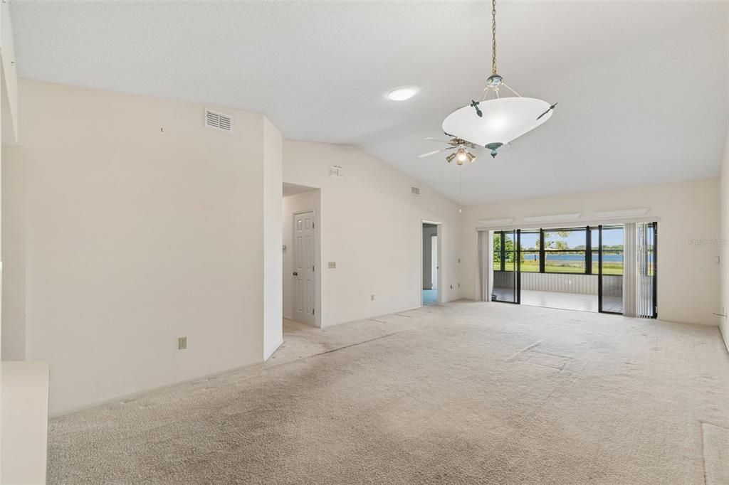 For Sale: $269,900 (2 beds, 2 baths, 1775 Square Feet)