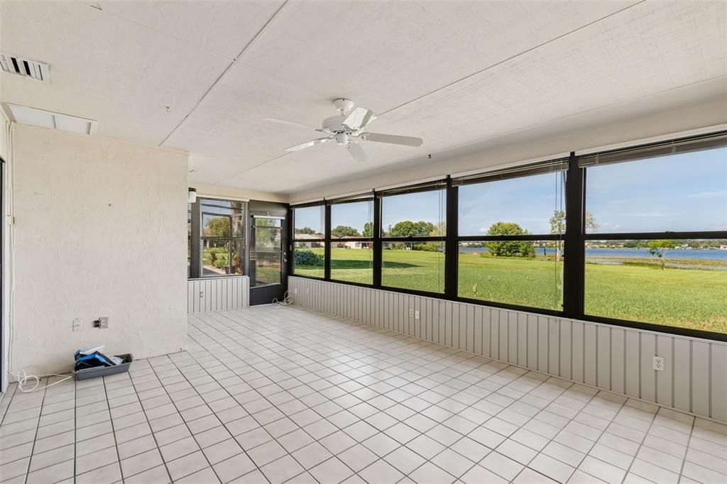 For Sale: $269,900 (2 beds, 2 baths, 1775 Square Feet)