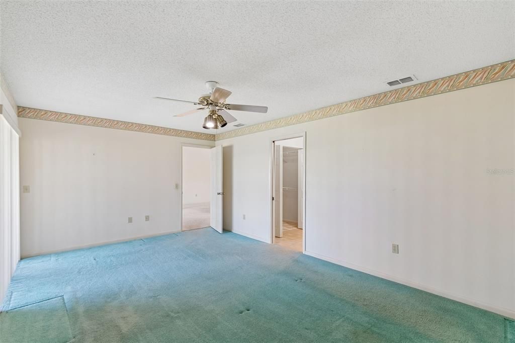 For Sale: $269,900 (2 beds, 2 baths, 1775 Square Feet)