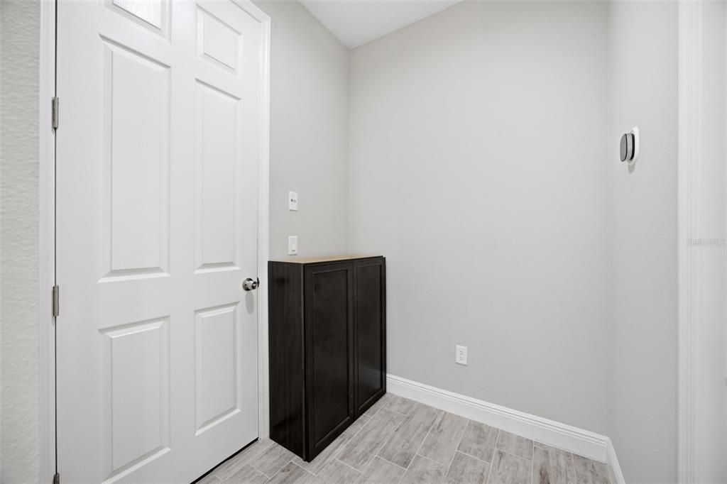 For Rent: $4,000 (5 beds, 3 baths, 3380 Square Feet)