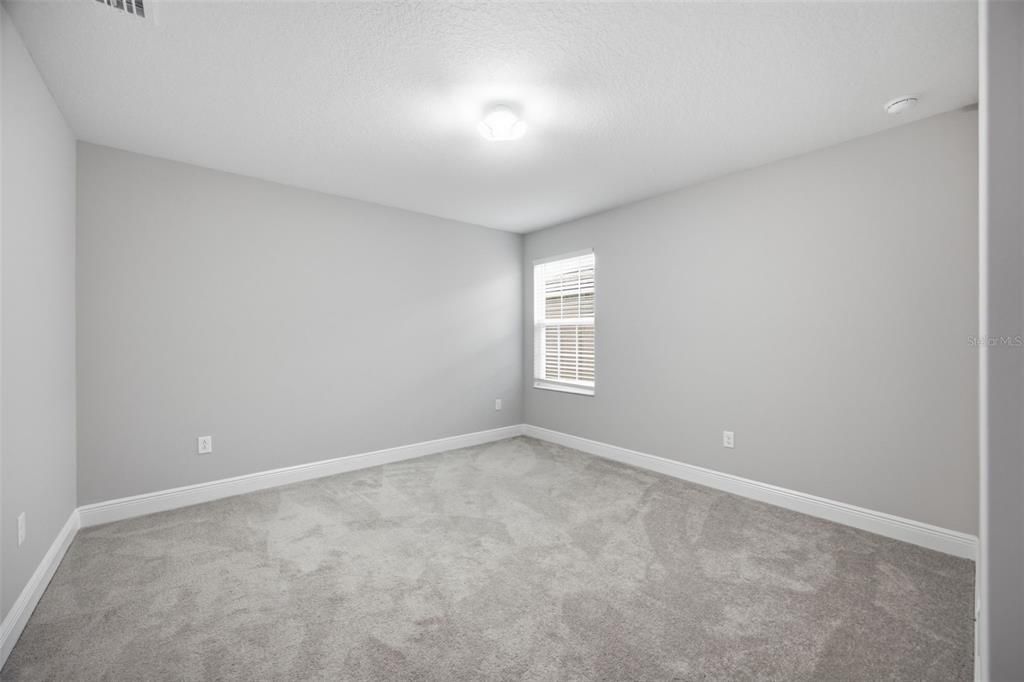 For Rent: $4,000 (5 beds, 3 baths, 3380 Square Feet)