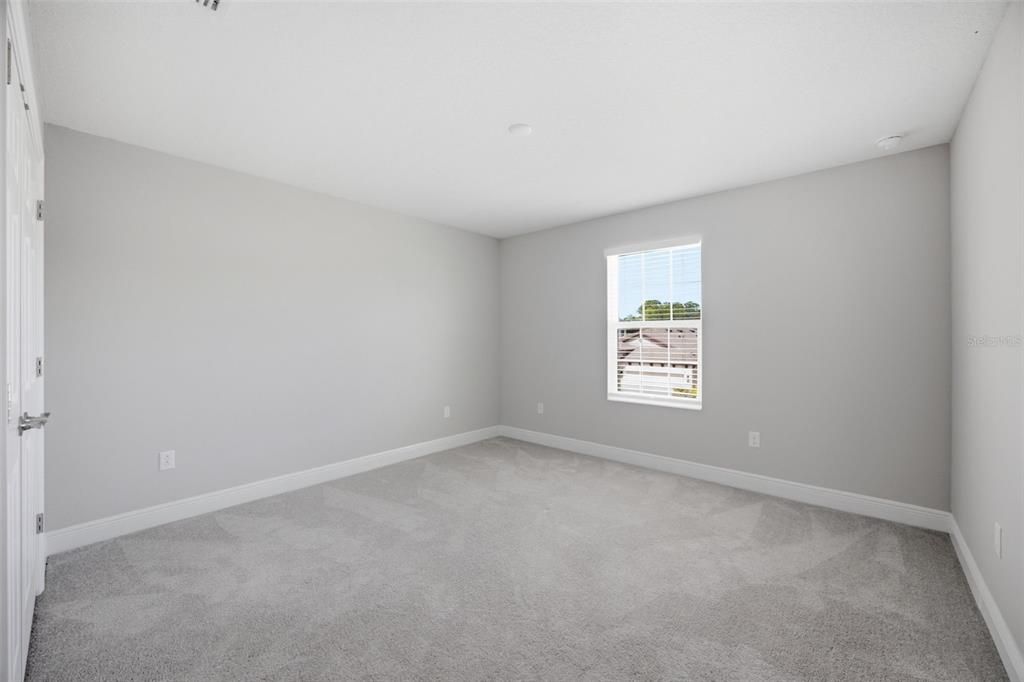 For Rent: $4,000 (5 beds, 3 baths, 3380 Square Feet)
