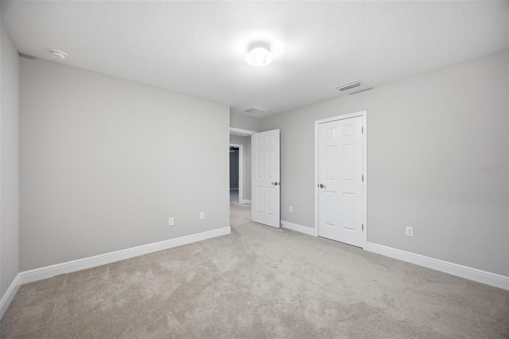 For Rent: $4,000 (5 beds, 3 baths, 3380 Square Feet)