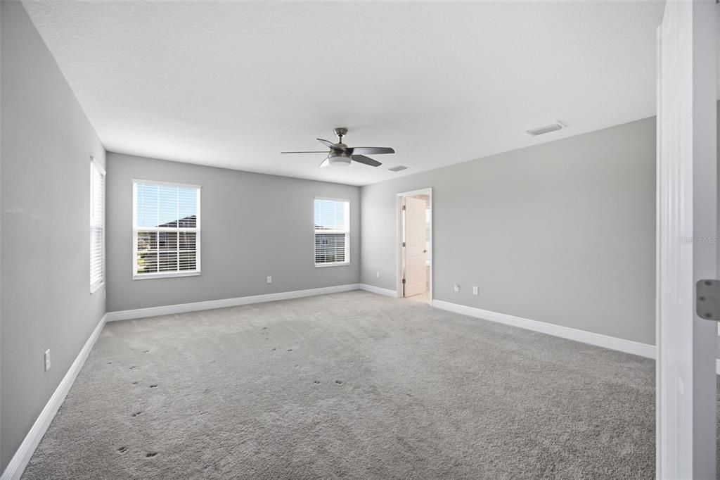 For Rent: $4,000 (5 beds, 3 baths, 3380 Square Feet)