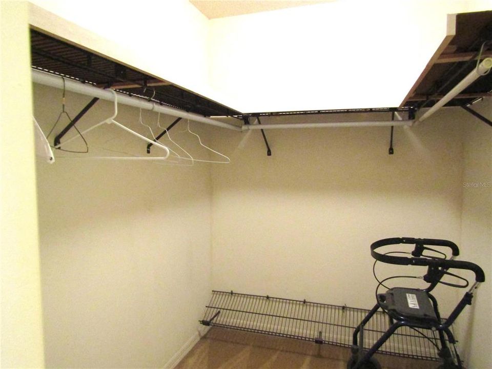 For Rent: $4,800 (3 beds, 2 baths, 2122 Square Feet)