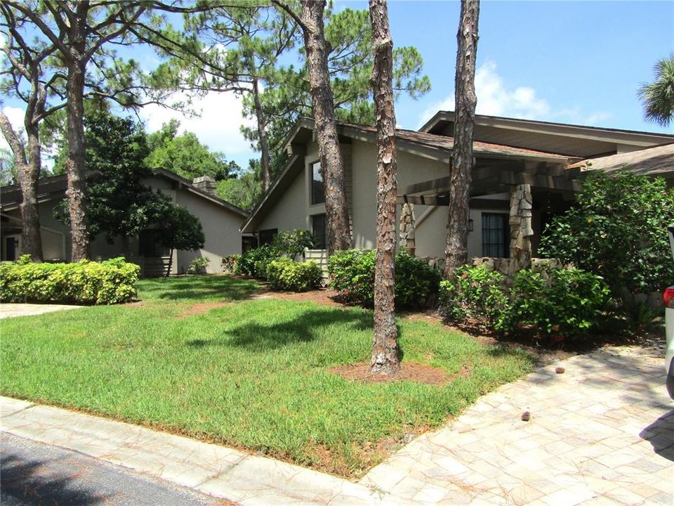 For Rent: $4,800 (3 beds, 2 baths, 2122 Square Feet)