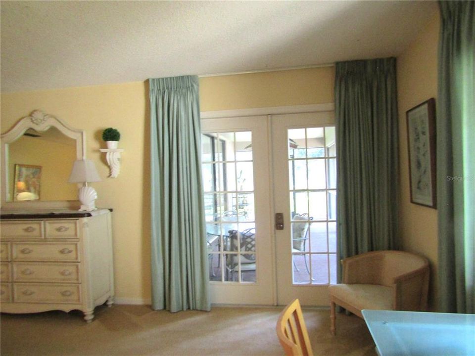 For Rent: $4,800 (3 beds, 2 baths, 2122 Square Feet)