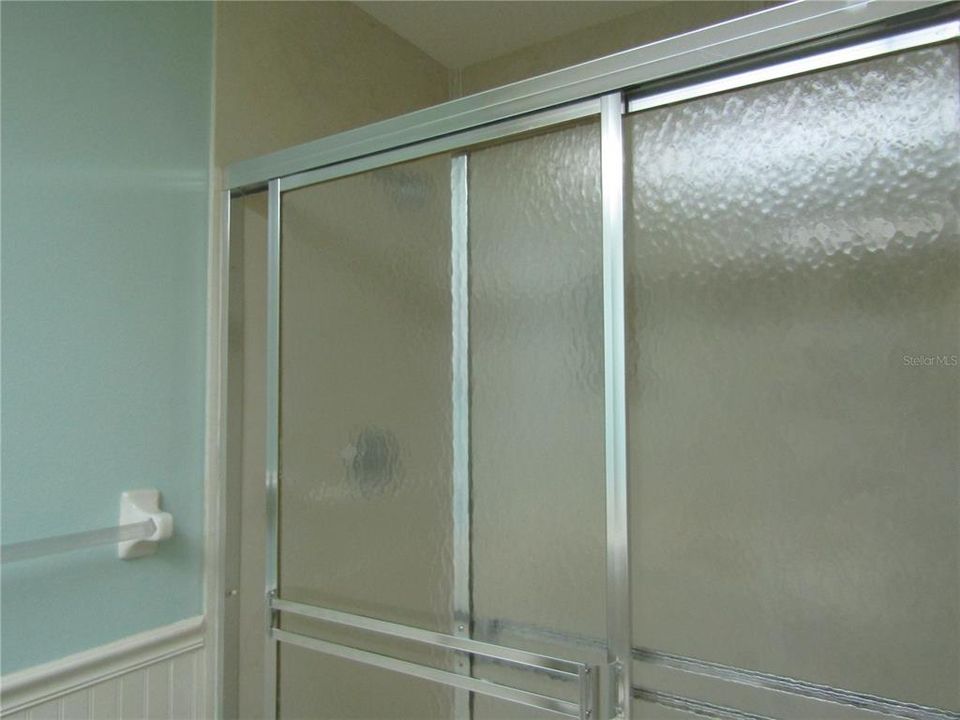 For Rent: $4,800 (3 beds, 2 baths, 2122 Square Feet)
