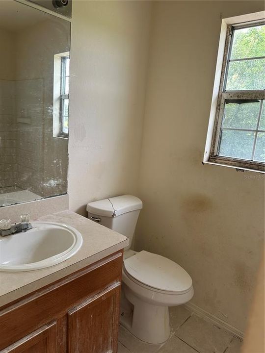 For Sale: $139,900 (3 beds, 3 baths, 1618 Square Feet)