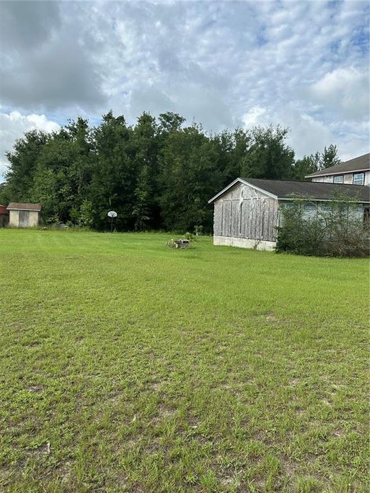For Sale: $139,900 (3 beds, 3 baths, 1618 Square Feet)