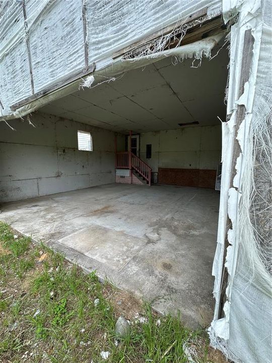 For Sale: $139,900 (3 beds, 3 baths, 1618 Square Feet)