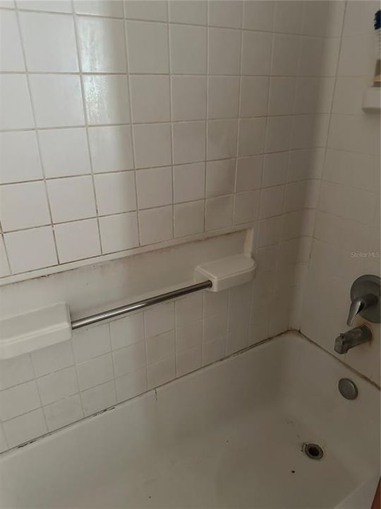 For Sale: $139,900 (3 beds, 3 baths, 1618 Square Feet)
