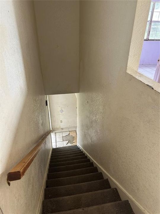 For Sale: $139,900 (3 beds, 3 baths, 1618 Square Feet)