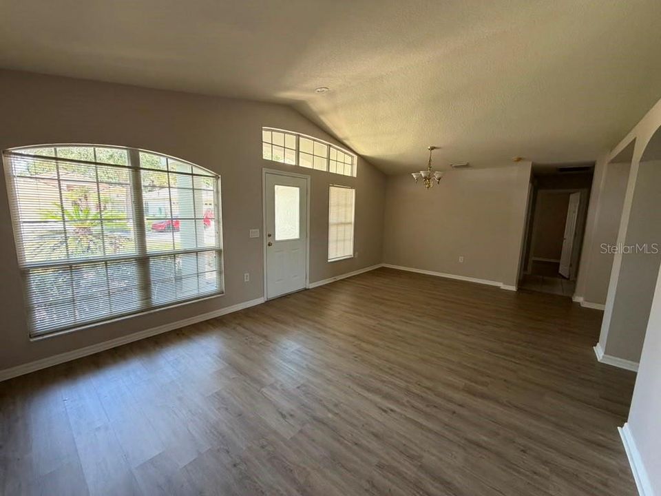 For Sale: $429,000 (4 beds, 2 baths, 1629 Square Feet)