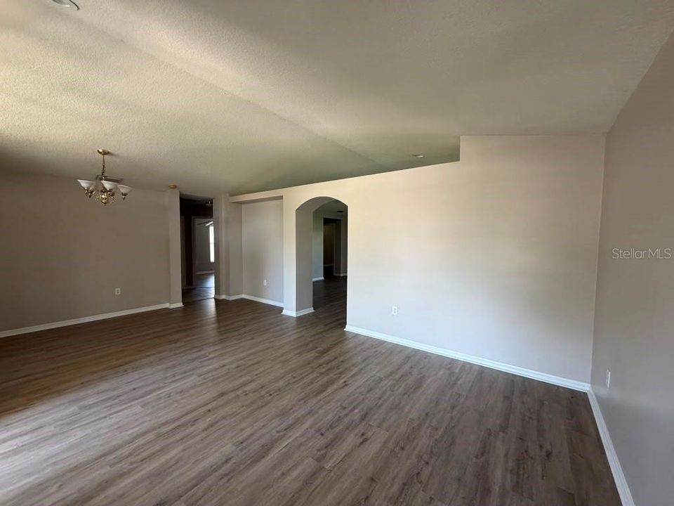 For Sale: $429,000 (4 beds, 2 baths, 1629 Square Feet)