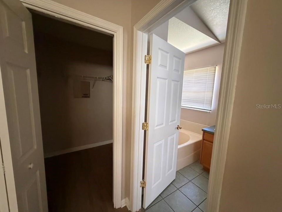 For Sale: $429,000 (4 beds, 2 baths, 1629 Square Feet)