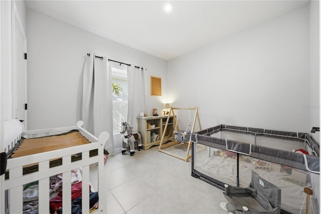 For Sale: $383,000 (3 beds, 2 baths, 1302 Square Feet)