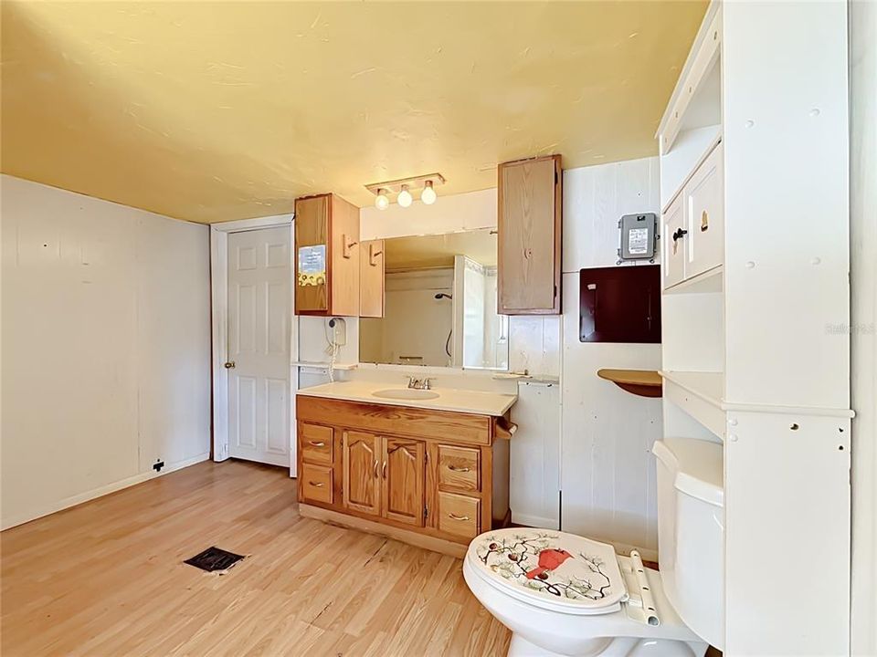 For Sale: $99,900 (3 beds, 2 baths, 2887 Square Feet)