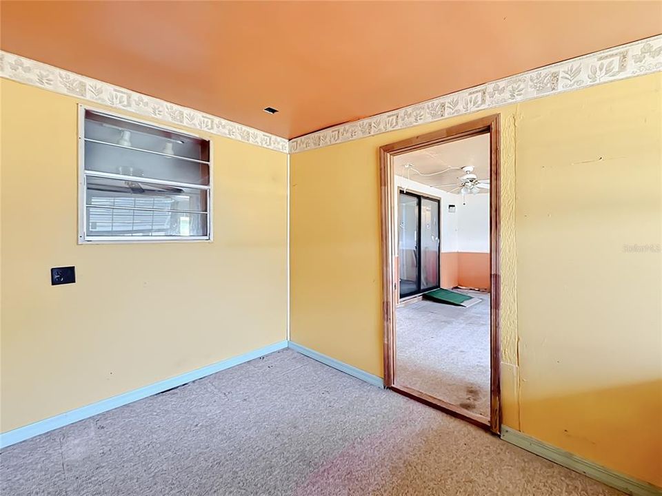 For Sale: $99,900 (3 beds, 2 baths, 2887 Square Feet)